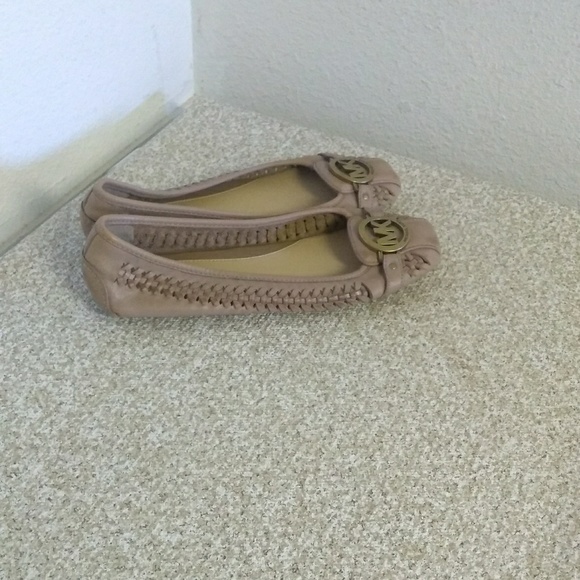 michael kors tan shoes